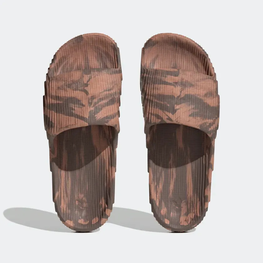 Adidas Men's Adilette 22 Slides - Clay Strata / Earth Strata / Core Black