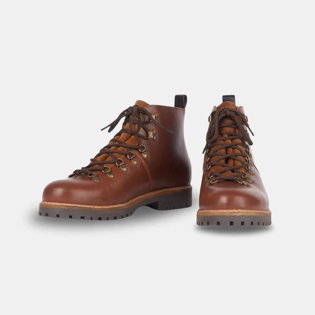 Barbour Wainwright Hiking Boots Chestnut