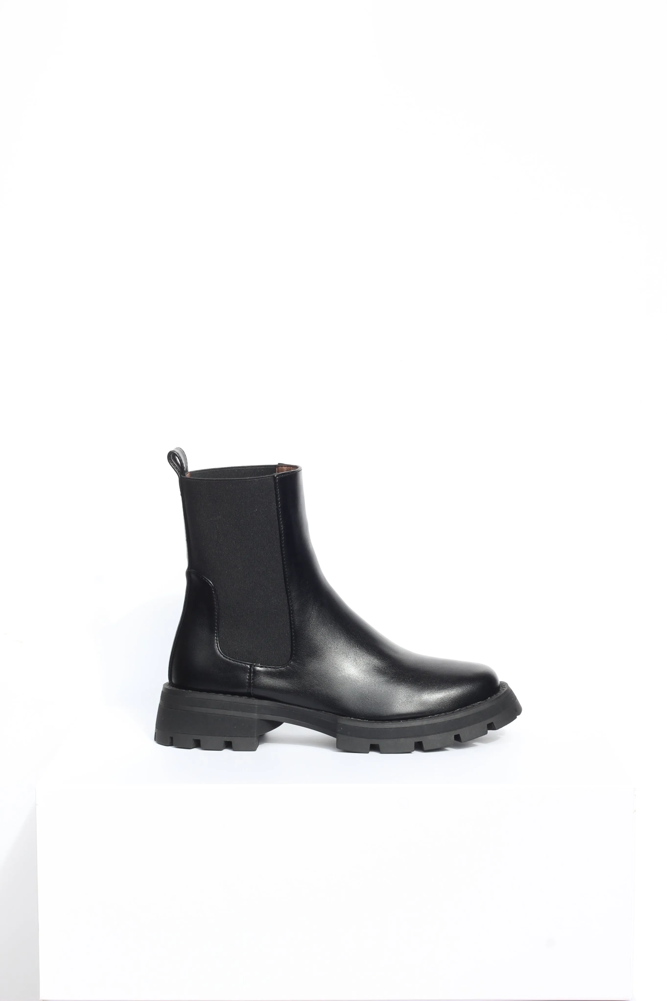 CLIO, Black Slip On Chelsea Boot