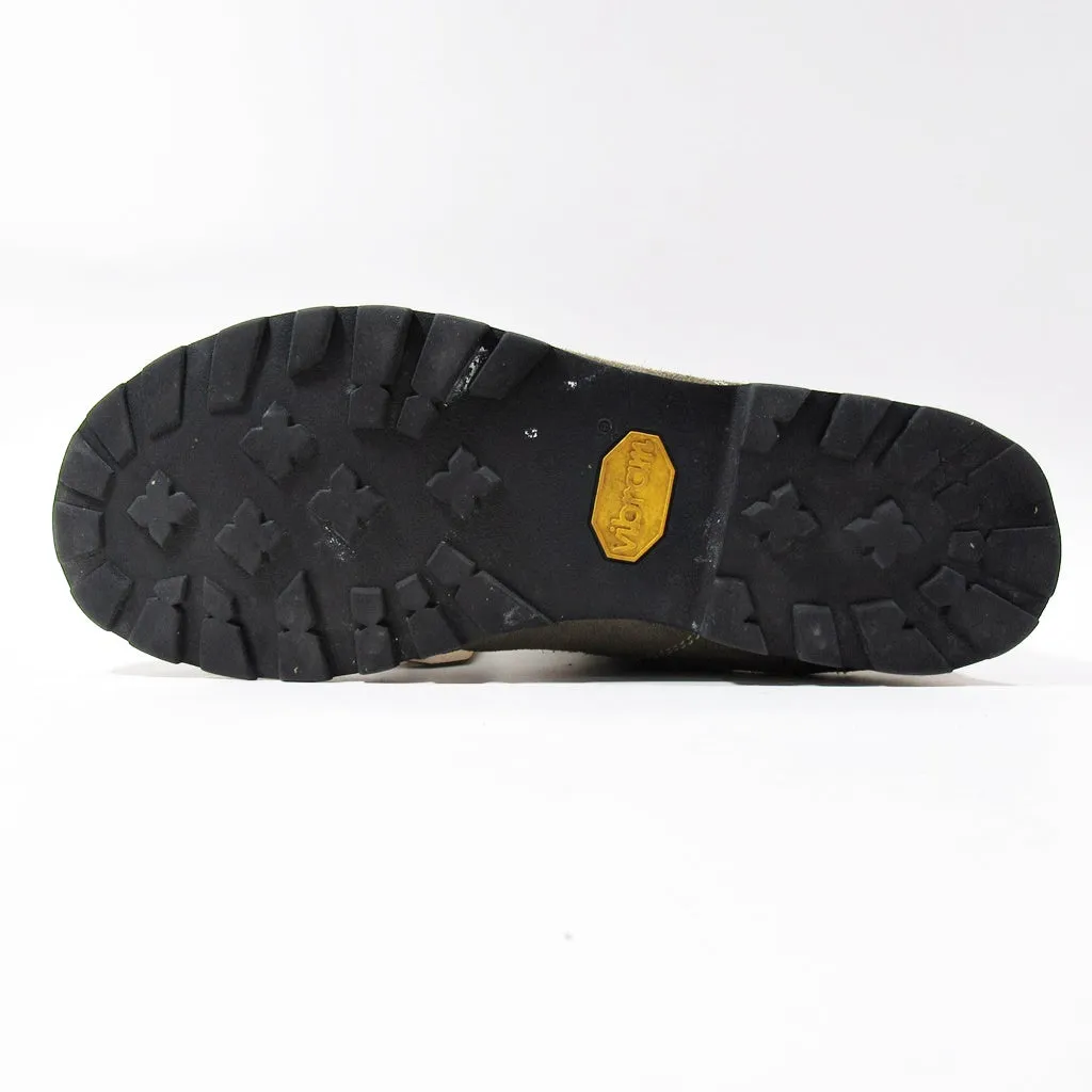 DOLOMITE Vibram