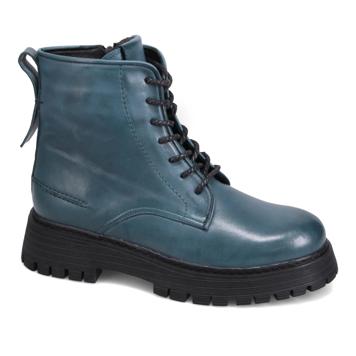 Genesis Lace-Up Boot