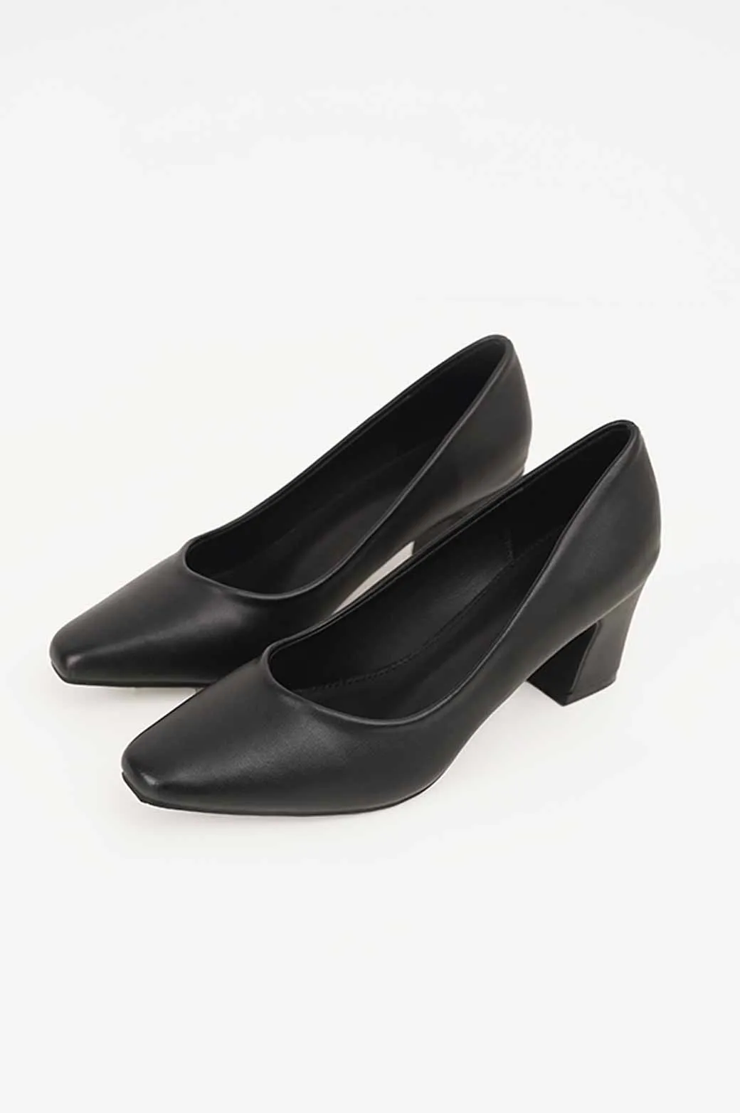 HEELED PUMPS