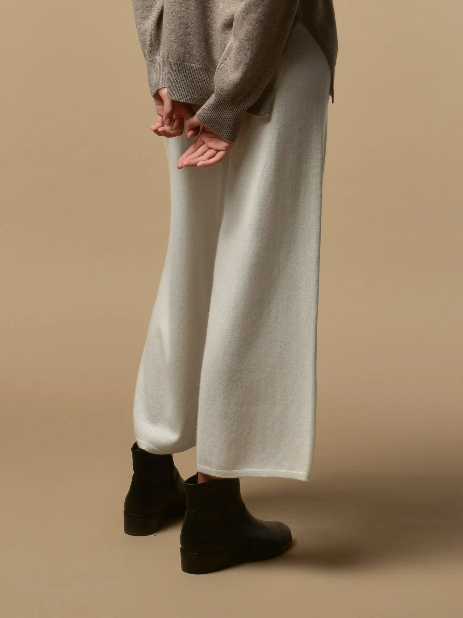 Loose Fit Pants_Ivory