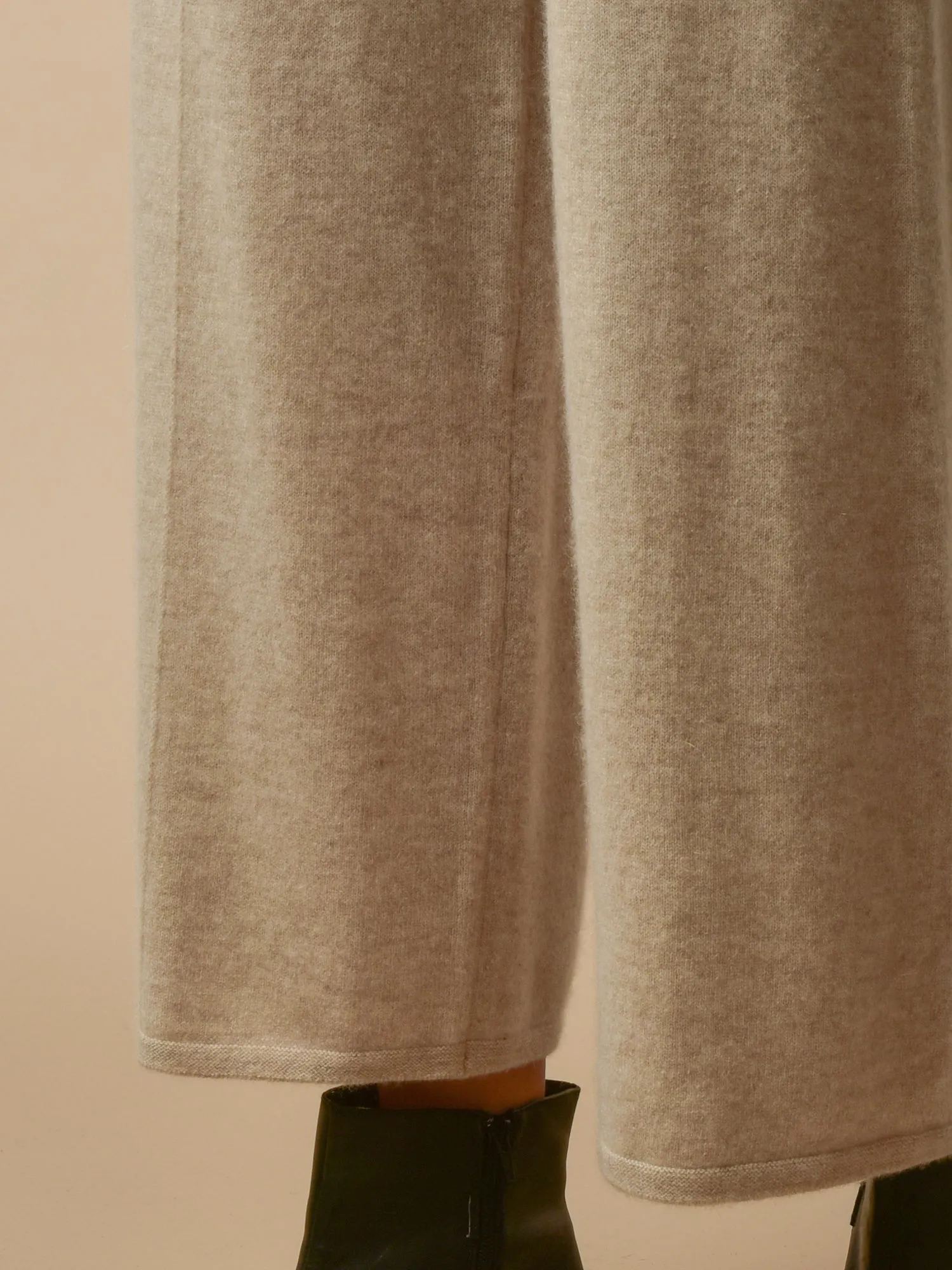 Loose Fit Pants_Oatmeal