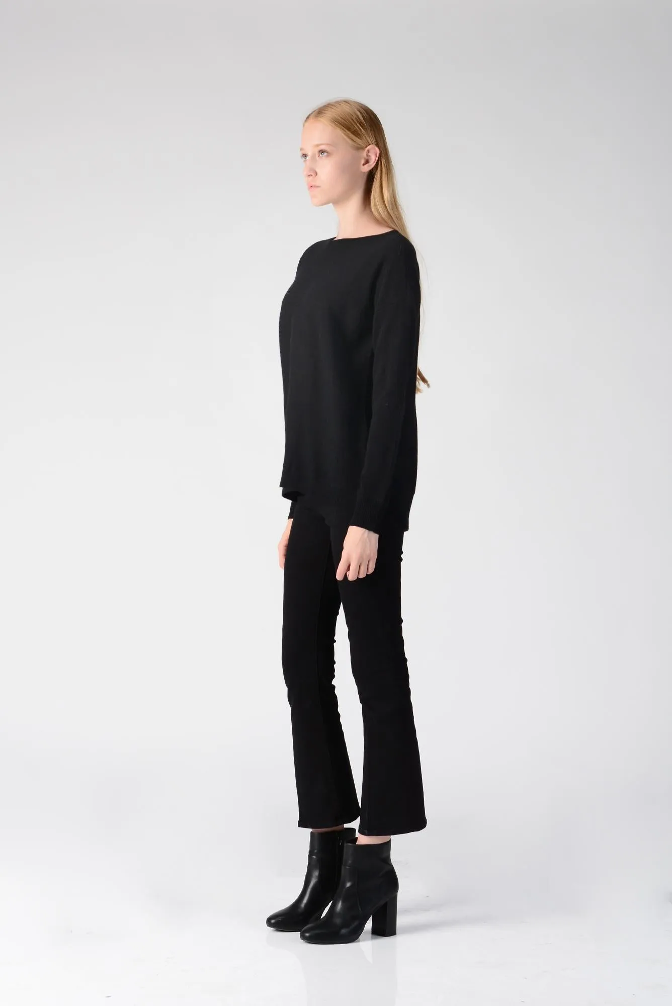 Loose Fit Sweater_Black