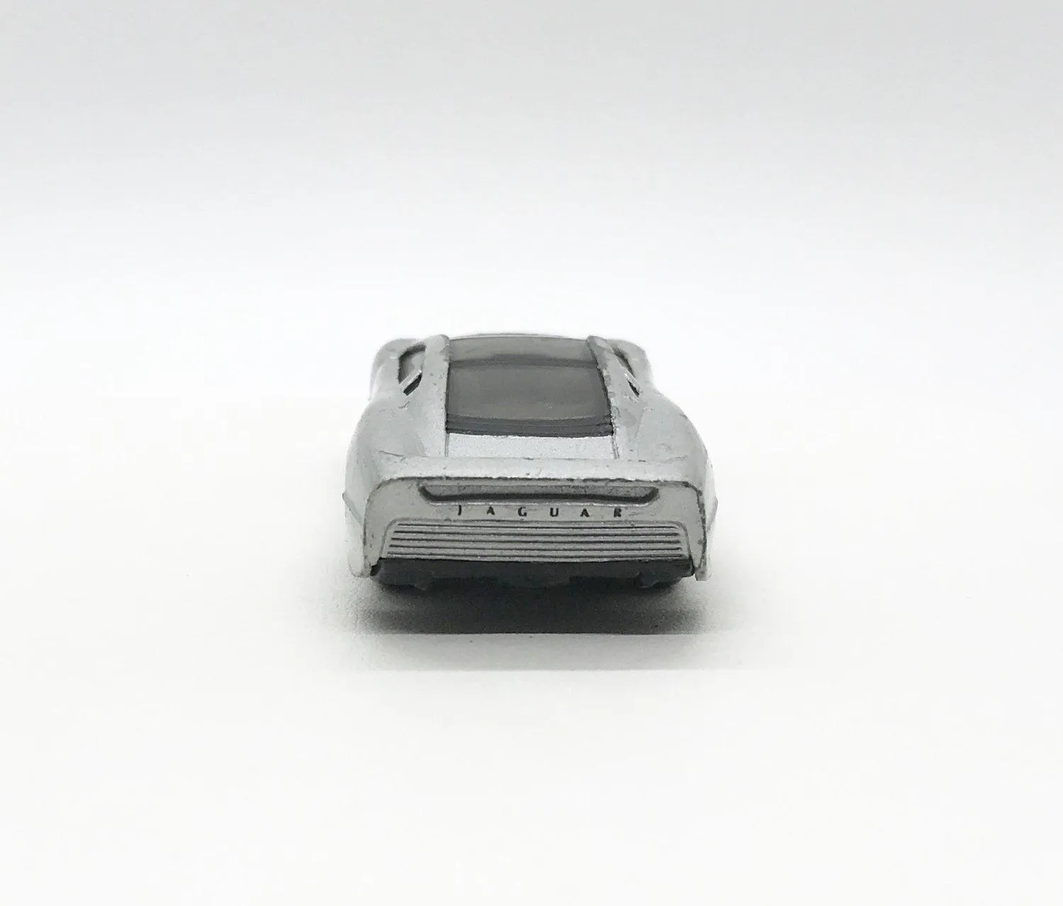 Maisto Silver Jaguar XJ220