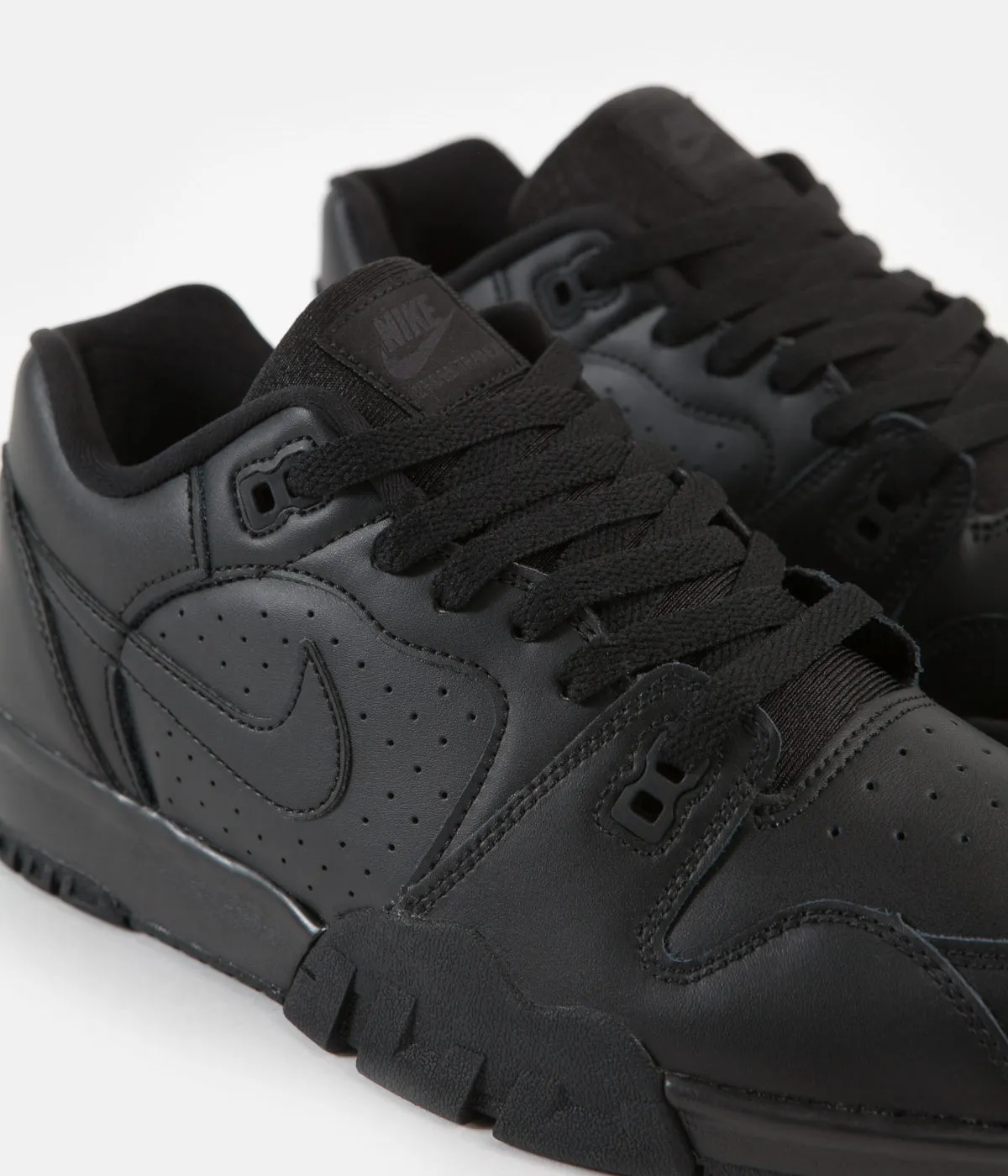 Nike Cross Trainer Low Shoes - Black / Black - Black - Off Noir