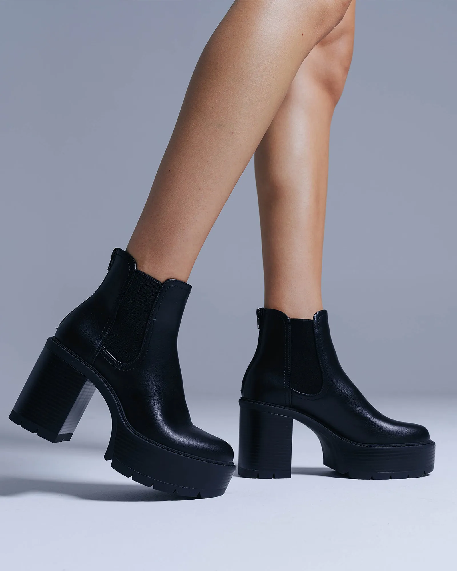 TORNADO High Block Heel Chelsea Boots