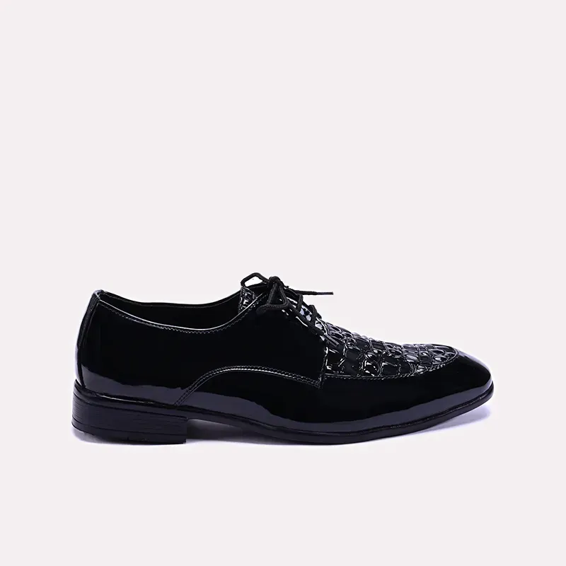 Tyndale Glossy Black Derby Shoes 0111302