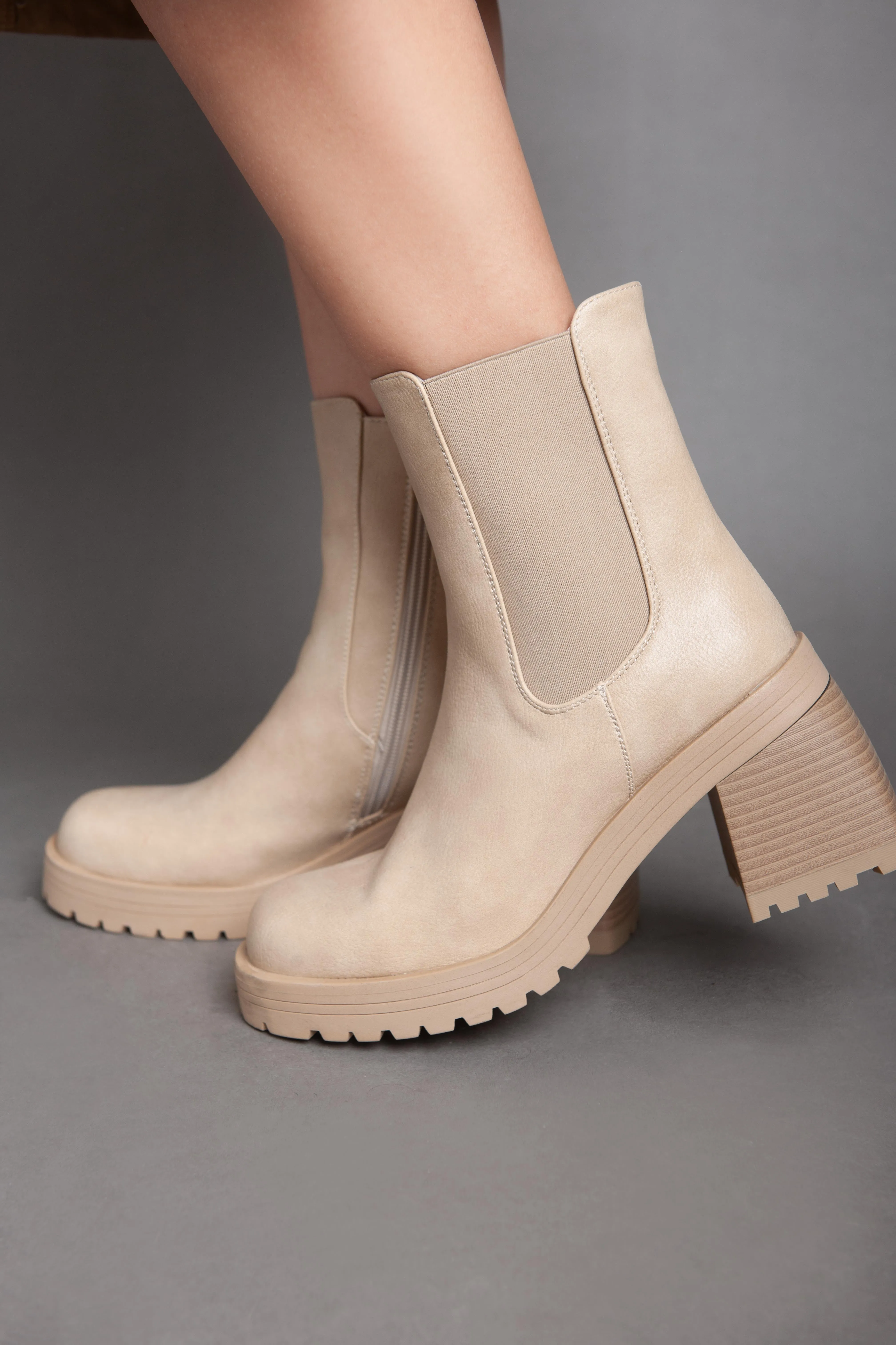 Warm Biker Ankle Boots - Beige